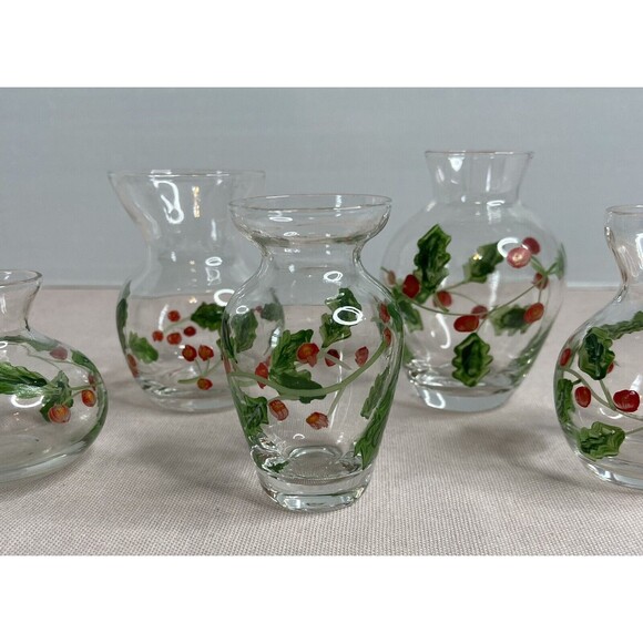 HAND PAINTED GLASS , CLEAR MINI VASES. 5 ITEMS IN THE SET.  VINES & BERRIES. - Picture 3 of 10